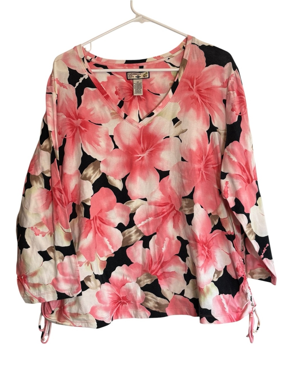 Caribbean Joe 2X Pink Hibiscus Floral Top Ruched Sides 3/4 Sleeve Tropical